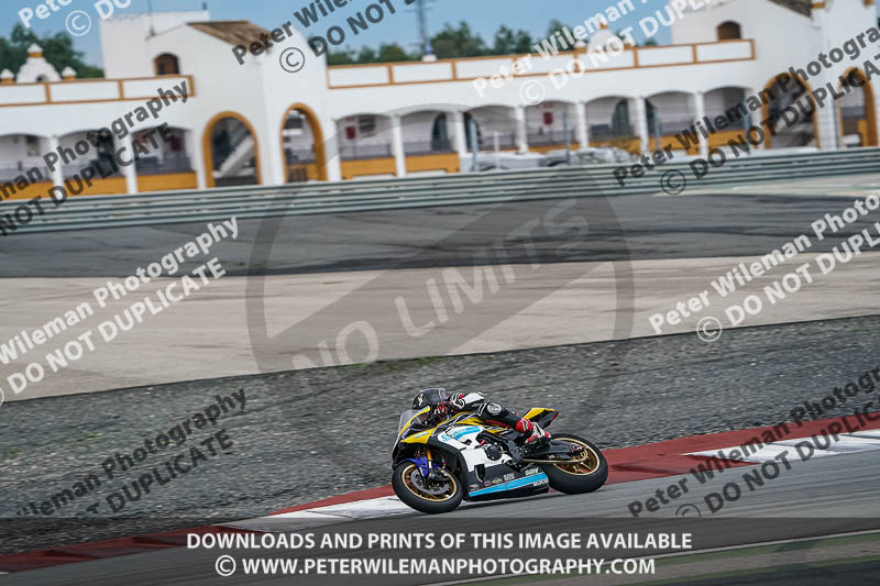 cadwell no limits trackday;cadwell park;cadwell park photographs;cadwell trackday photographs;enduro digital images;event digital images;eventdigitalimages;monteblanco trackday photographs;no limits trackdays;peter wileman photography;racing digital images;trackday digital images;trackday photos